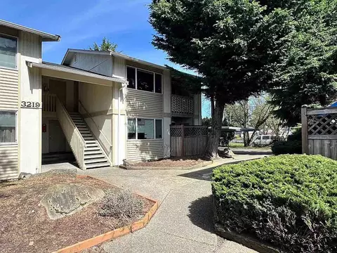 3219 49th Ave NE, Tacoma, WA 98422