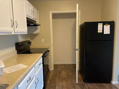 5939 Outlook St, Mission, KS 66202