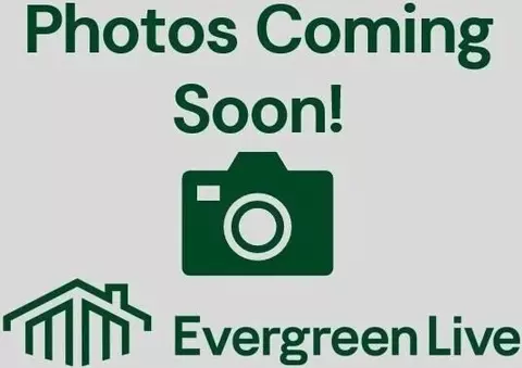 1537 E 214th St, Euclid, OH 44117