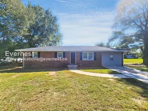 807 Mountain Creek Church Rd, Monroe, GA 30656