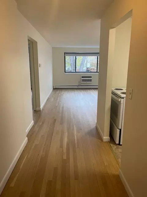 67 Homer Ave, Cambridge, MA 02138
