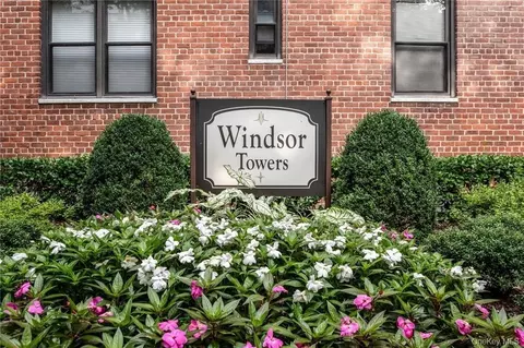 4 Windsor Ter, White Plains, NY 10601