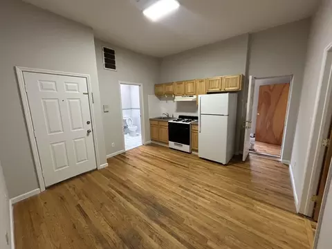 26 Ferry St, Newark, NJ 07105