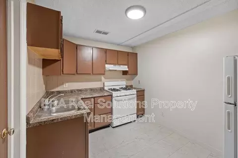 7875 Reading Rd #14, Cincinnati, OH 45237 photo 2