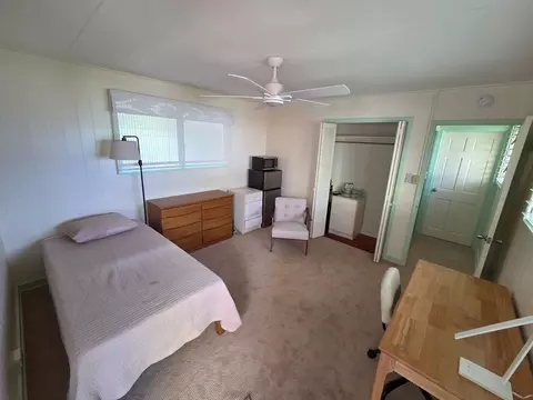 3825 Pukalani Pl, Honolulu, HI 96816