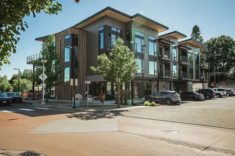 821 N 4th St, Coeur D Alene, ID 83814