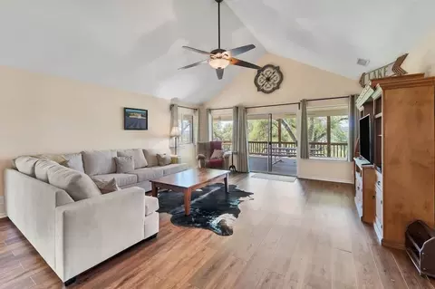 2388 Lakeshore Dr #1351236P, Canyon Lake, TX 78133