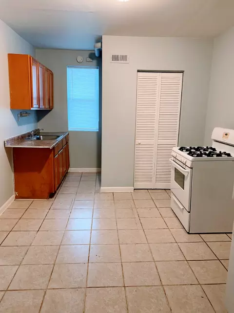 4851 S Ashland Ave #3R, Chicago, IL 60609