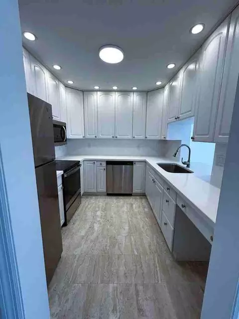 619 Orton Ave #302, Fort Lauderdale, FL 33304