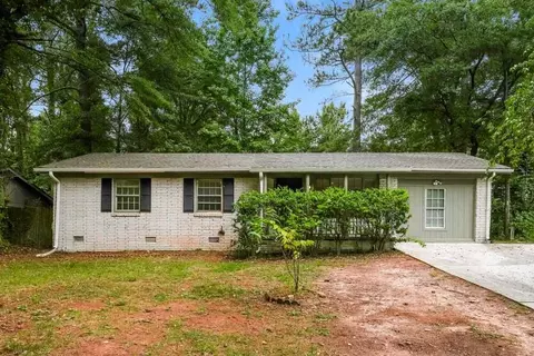 4996 Sheila Ln, Stone Mountain, GA 30083