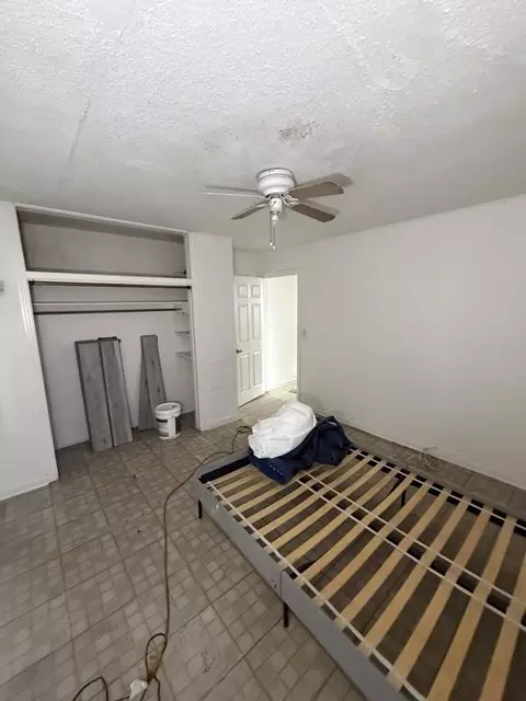 1487 Pierce St, Clearwater, FL 33755
