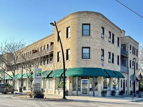 730 Judson Ave #04, Highland Park, IL 60035
