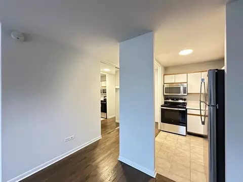1344 N Dearborn St #14C, Chicago, IL 60610
