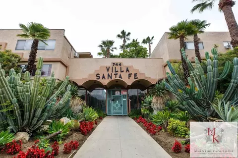 744 N Azusa Ave #206, West Covina, CA 91791