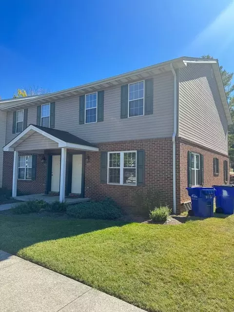 800 Patrick Henry Dr, Blacksburg, VA 24060