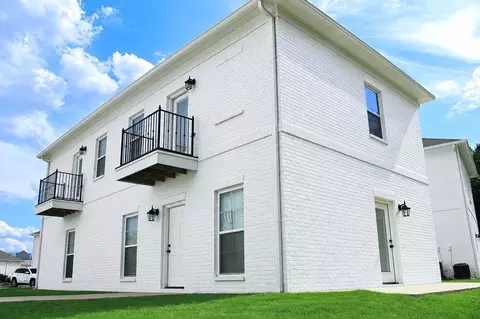 200 Park West Loop, Oxford, MS 38655