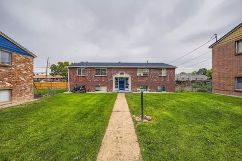 2356 S Linden Ct #C, Denver, CO 80222