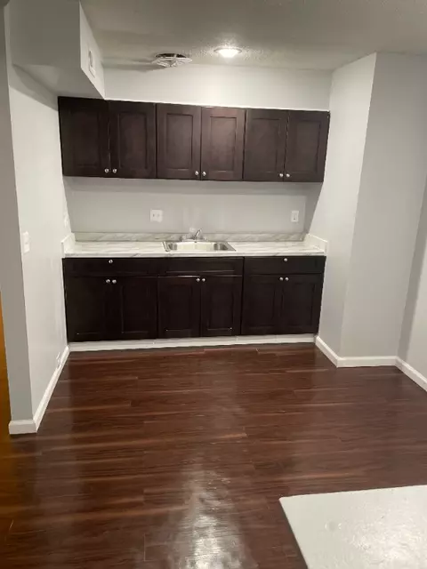 18401 Joy Rd #8, Detroit, MI 48228