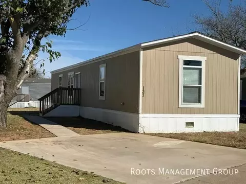 137 Eldridge Ln #137, Wichita Falls, TX 76306