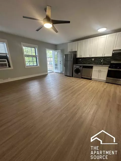 730 Judson Ave #4, Highland Park, IL 60035