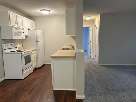 9141 Highway 55 #106, Golden Valley, MN 55427
