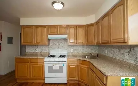 1049 Colyer St, Orlando, FL 32805