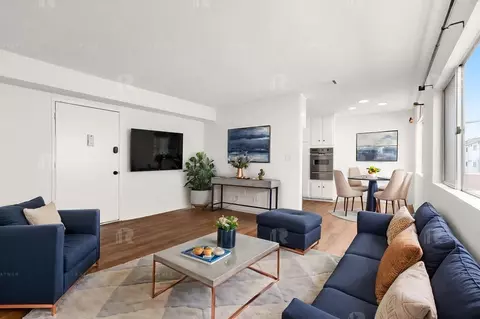 4573 Willis Ave, Los Angeles, CA 91403