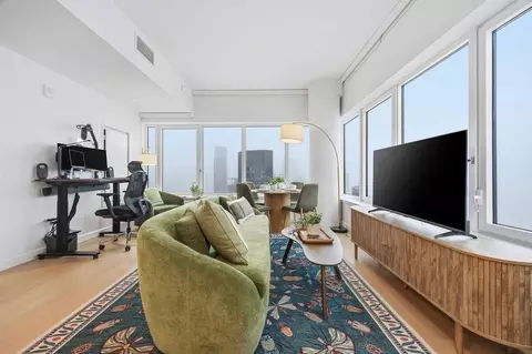 16 Dupont St #1355921P, Brooklyn, NY 11222