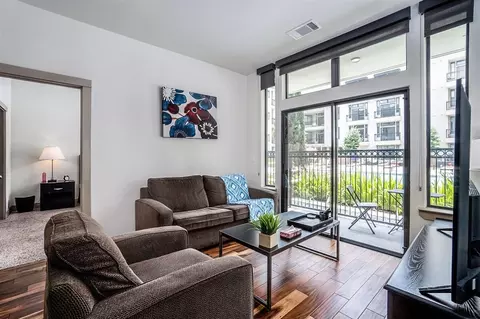 955 St Joseph Pkwy #1359163P, Houston, TX 77002