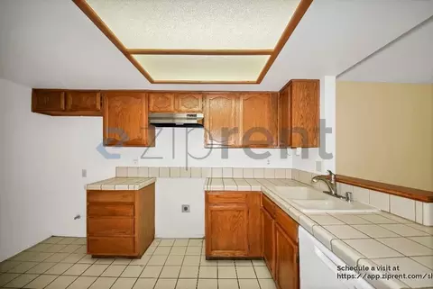11684 Ash St, Apple Valley, CA 92308 photo 6