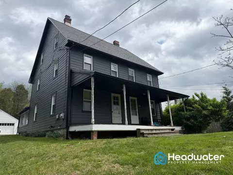 685 Concord Rd, Glen Mills, PA 19342