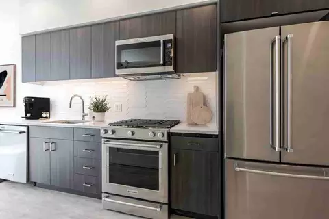 13166 NE 15th St, Bellevue, WA 98005