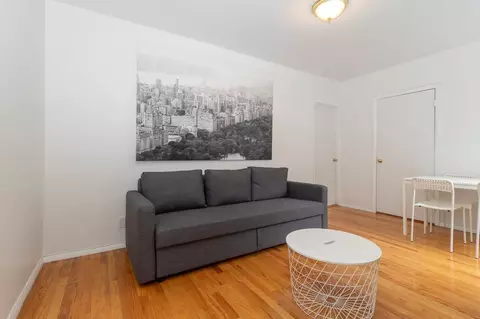 130 E 95th St #1058689P, New York, NY 10128