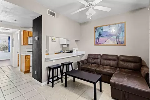 1220 SW 1st Ave #1359100P, Gainesville, FL 32601