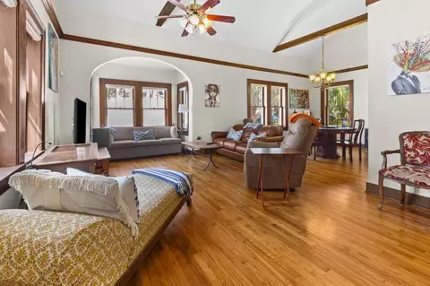 204 NE 3rd Ave #1359117P, Gainesville, FL 32601
