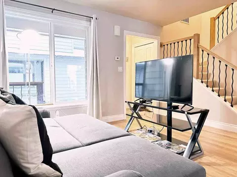 319 W 12th Ave #1284534P, Anchorage, AK 99501