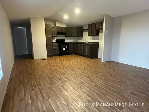 272 Emerson Bypass Rd #D14, Russellville, KY 42276