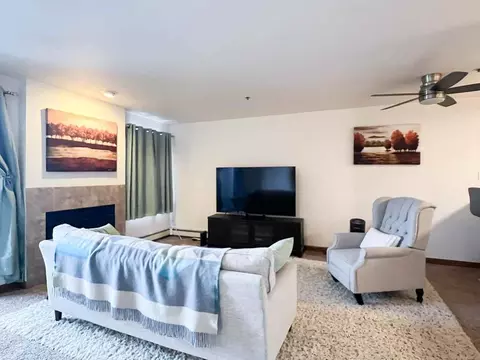 1170 Denali St #1, Anchorage, AK 99501