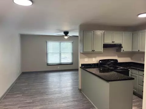 621 E Knox St, Durham, NC 27701