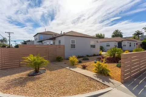 2071 Emerald St, San Diego, CA 92109