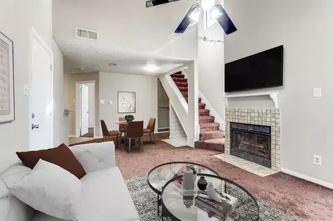 9833 Walnut St, Dallas, TX 75243