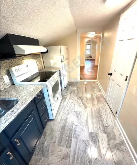 1100 Harrison Ave #2, Kingsport, TN 37665