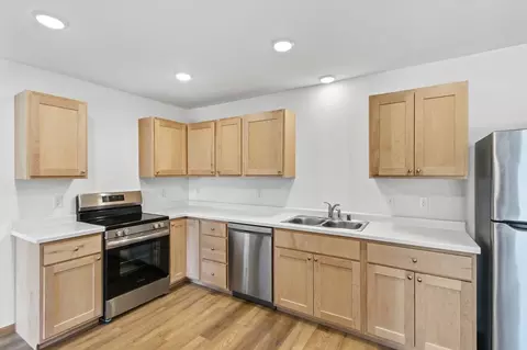 1522 Greenfield St #1010, Baraboo, WI 53913