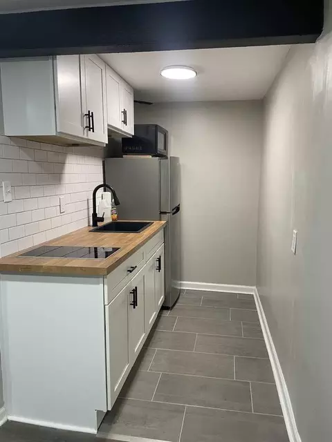 4232 Virginia Ave #1, Kansas City, MO 64110