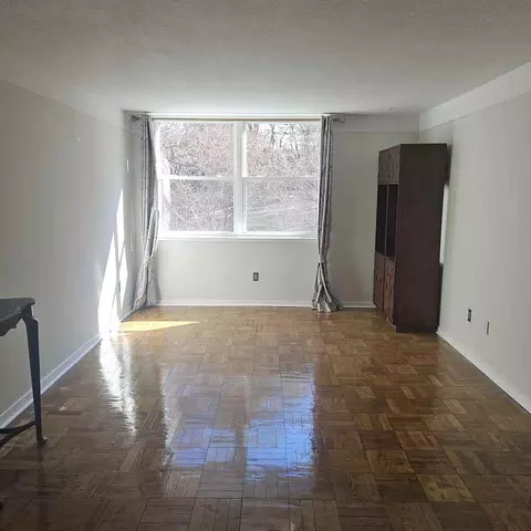 2965 Pharr Court S NW #211, Atlanta, GA 30305