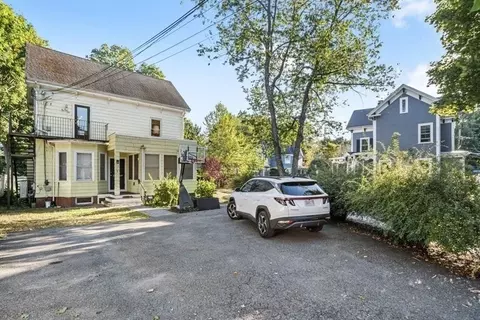 22 Walnut Pl, Newton, MA 02460