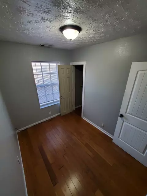 601 W 30th St #4, Indianapolis, IN 46208