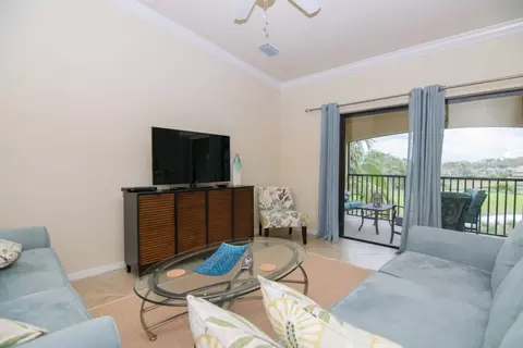 9837 Venezia Cir #1049682P, Naples, FL 34113