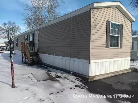 303 Carriage Lane Est #303, Streator, IL 61364