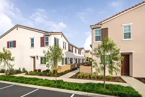 10439 Barrena Loop, Elk Grove, CA 95757